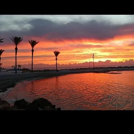 Spacious Studio, Terrace, Pool, Elevator, Beaches Apartment Torrevieja