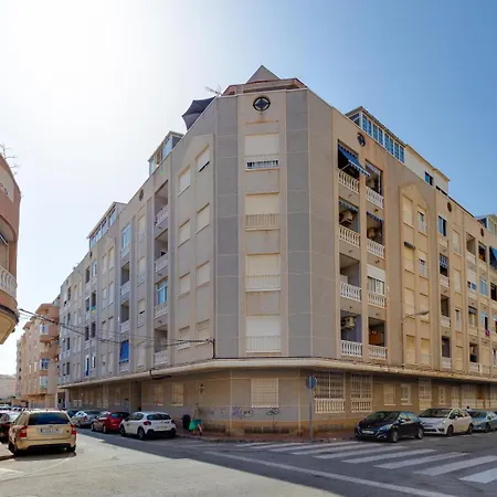 Apartment Spacious Studio, Terrace, Pool, Elevator, Beaches *